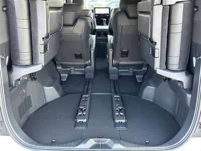 2024 Toyota ALPHARD 缩略图 32
