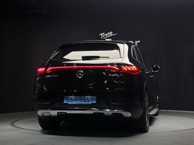 MERCEDES-BENZ EQE SUV - 4