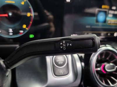 MERCEDES-BENZ GLB - 9