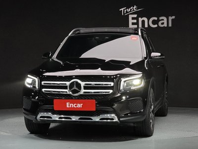MERCEDES-BENZ GLB - 2