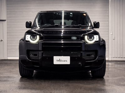 LAND ROVER DEFENDER - 8