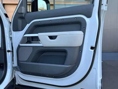 2023 LAND Rover DEFENDER 缩略图 130