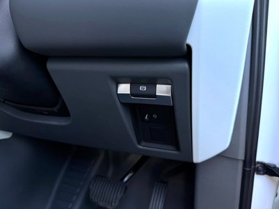 2023 LAND Rover DEFENDER 缩略图 127