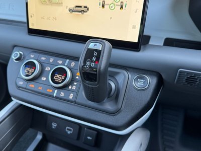 2023 LAND Rover DEFENDER 缩略图 111
