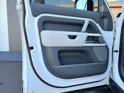 2023 LAND Rover DEFENDER 缩略图 135
