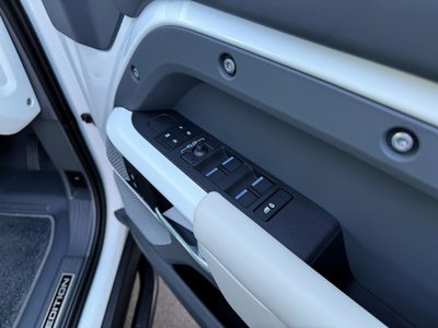 2023 LAND Rover DEFENDER 缩略图 132