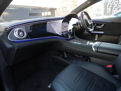 MERCEDES-BENZ EQE AMG - 2