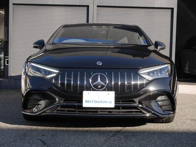 MERCEDES-BENZ EQE AMG - 5