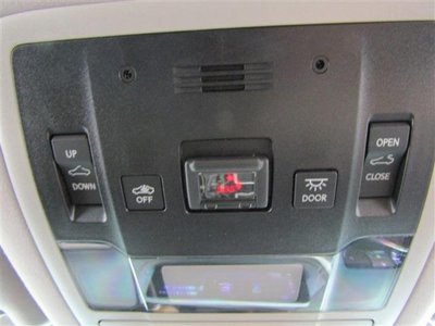 صورة مصغرة 31 لـ 2022 Lexus RX