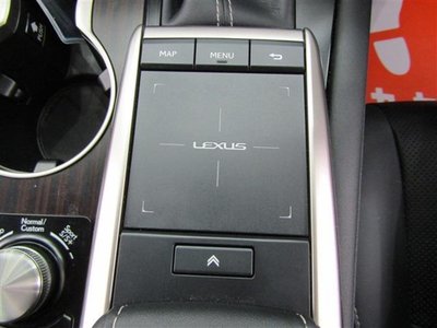 صورة مصغرة 16 لـ 2022 Lexus RX