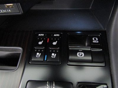 صورة مصغرة 14 لـ 2022 Lexus RX