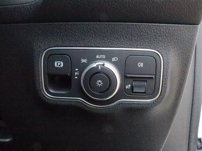 2026 Mercedes-BENZ GLB 缩略图 33