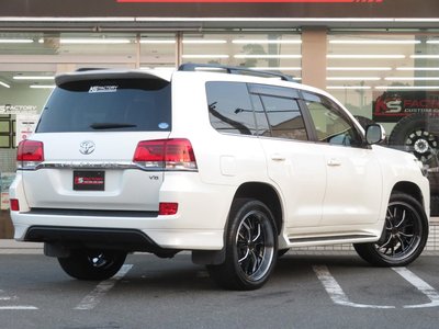 2016 Toyota LAND CRUISER 200 照片 6