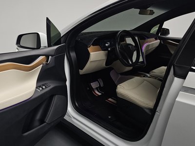 2020 Tesla MODEL X — миниатюра 13