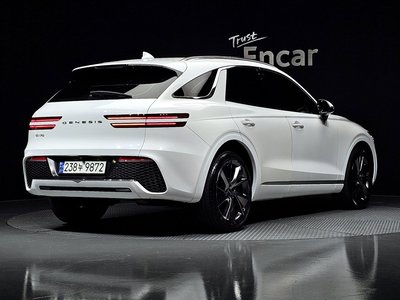 صورة 4 لـ 2021 Genesis GV70