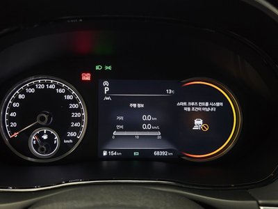 صورة 8 لـ 2021 Genesis GV70
