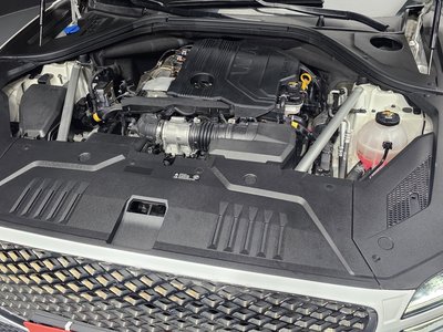 صورة 7 لـ 2021 Genesis GV70