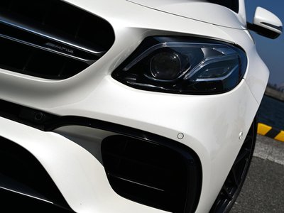 MERCEDES-BENZ E-CLASS AMG - 5