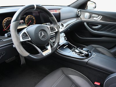 MERCEDES-BENZ E-CLASS AMG - 7