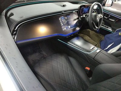 MERCEDES-BENZ E-CLASS - 3