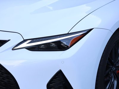 LEXUS IS - 8