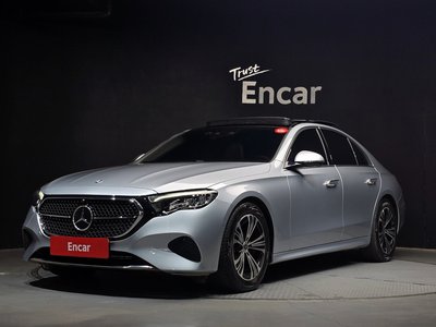 MERCEDES-BENZ E-CLASS - 1