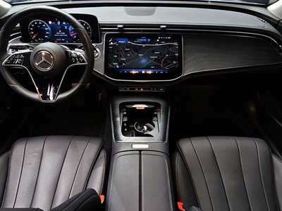 MERCEDES-BENZ E-CLASS - 5