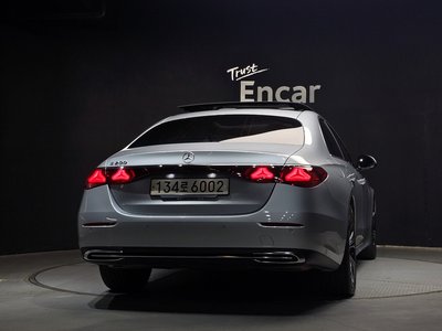 MERCEDES-BENZ E-CLASS - 3