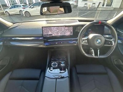 BMW I5 - 3