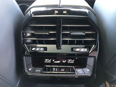 2022 BMW IX — миниатюра 73