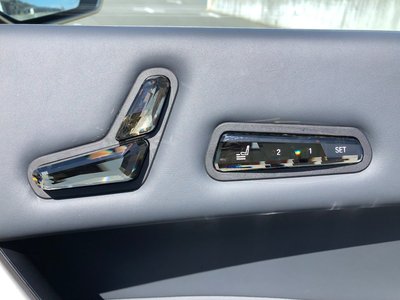 2022 BMW IX — миниатюра 28