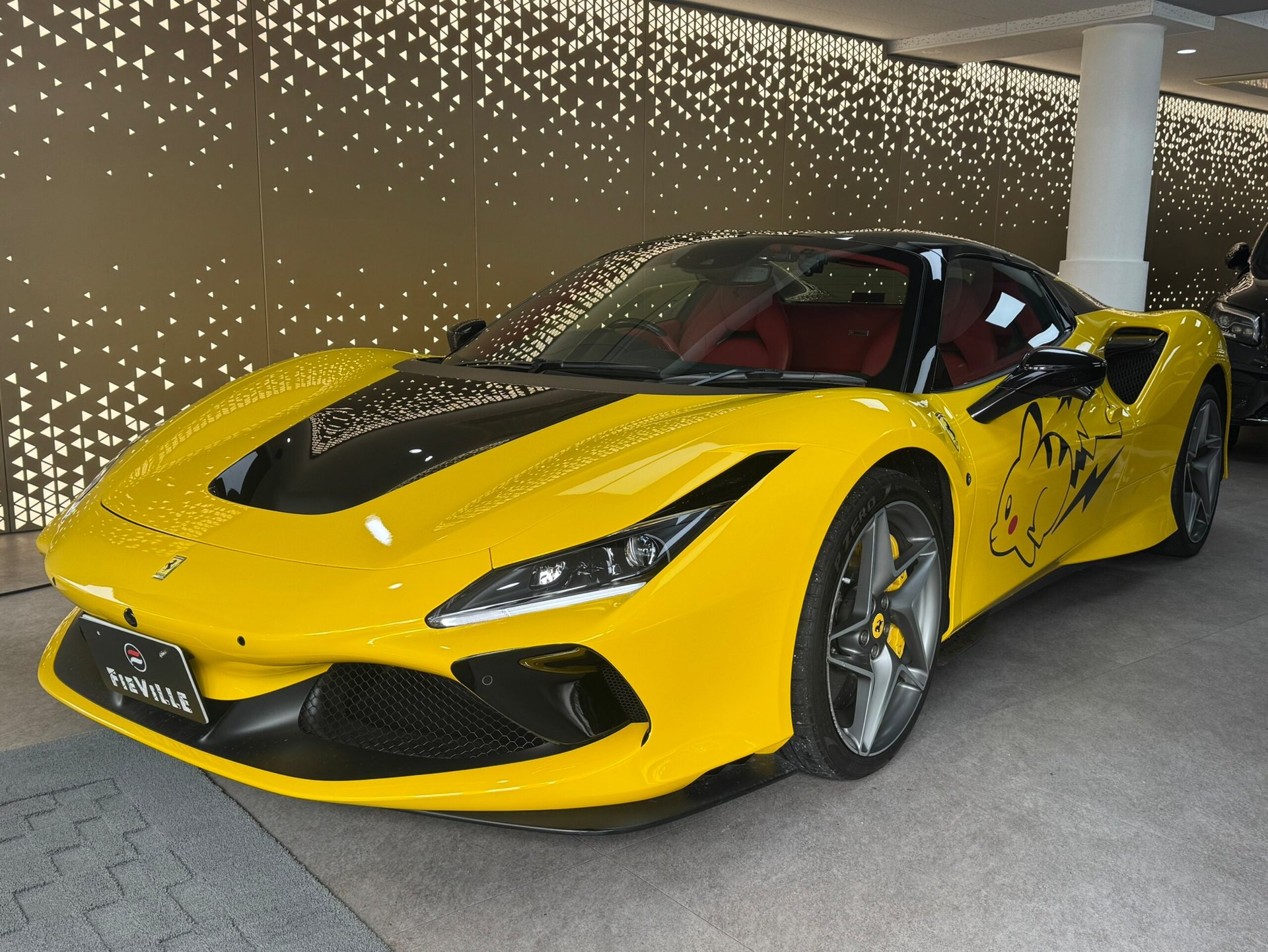 FERRARI F8 SPIDER - View 1