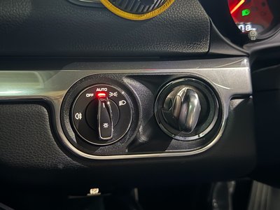 صورة 8 لـ 2022 Porsche 718