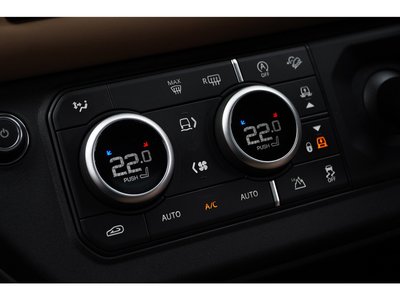 صورة مصغرة 38 لـ 2025 LAND Rover DEFENDER
