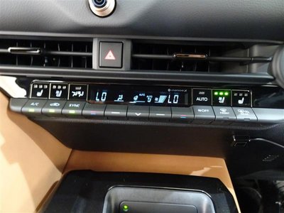 صورة مصغرة 32 لـ 2024 Toyota CROWN SPORT