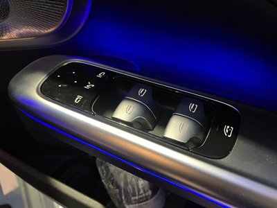 MERCEDES-BENZ C-CLASS - 9