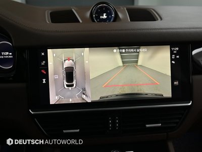 2022 Porsche CAYENNE — миниатюра 15