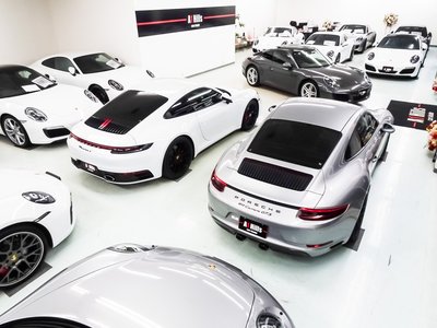 PORSCHE 911 - 5