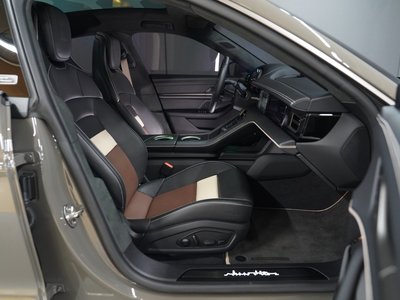 2025 Porsche TAYCAN 照片 8