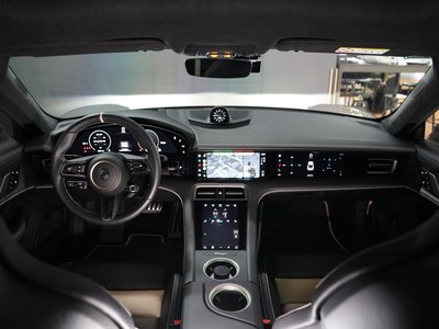 2025 Porsche TAYCAN 照片 7