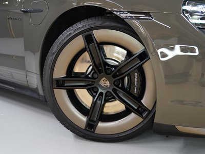 2025 Porsche TAYCAN 缩略图 11