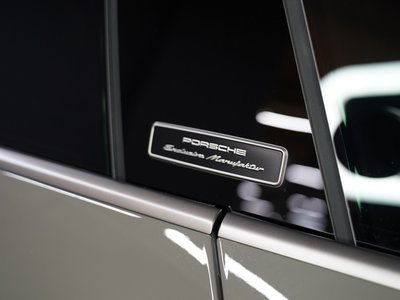 2025 Porsche TAYCAN 缩略图 12