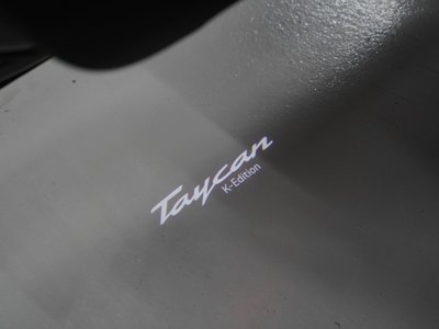 2025 Porsche TAYCAN 缩略图 20