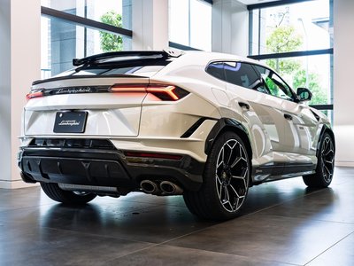 2024 Lamborghini URUS — миниатюра 11