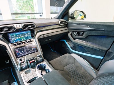 2024 Lamborghini URUS — миниатюра 39