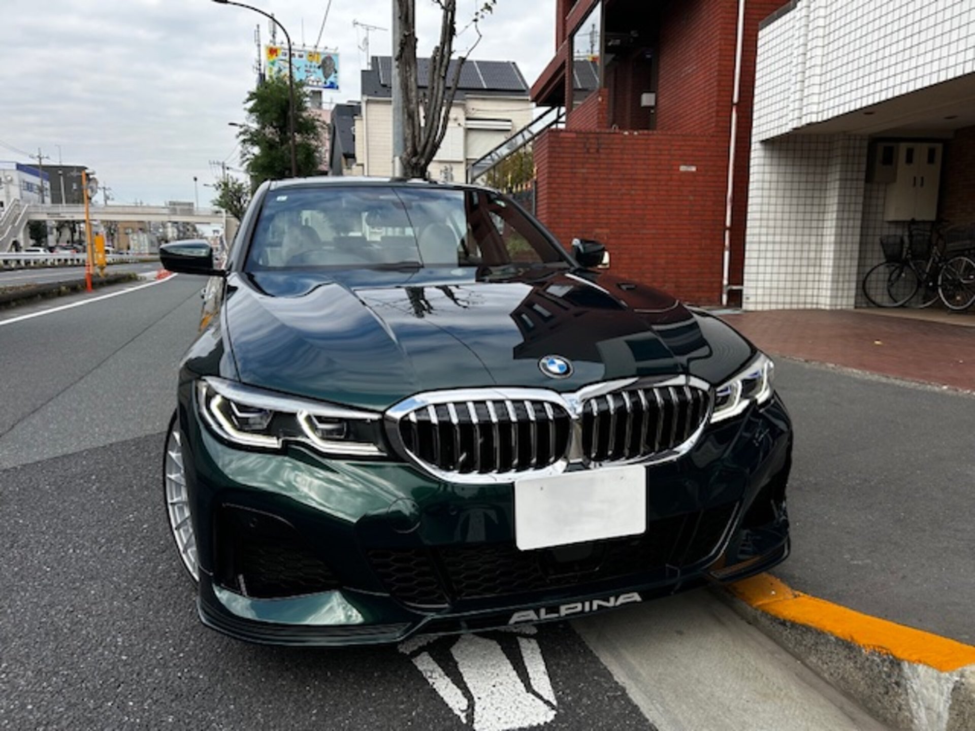 BMW ALPINA B3 - View 1