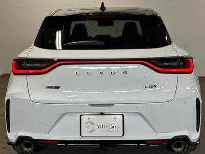 LEXUS LBX - 7