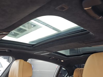 2022 BMW 7 SERIES — миниатюра 24