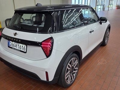 صورة 3 لـ 2026 MINI COOPER C