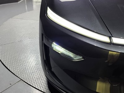 TESLA MODEL Y - 9